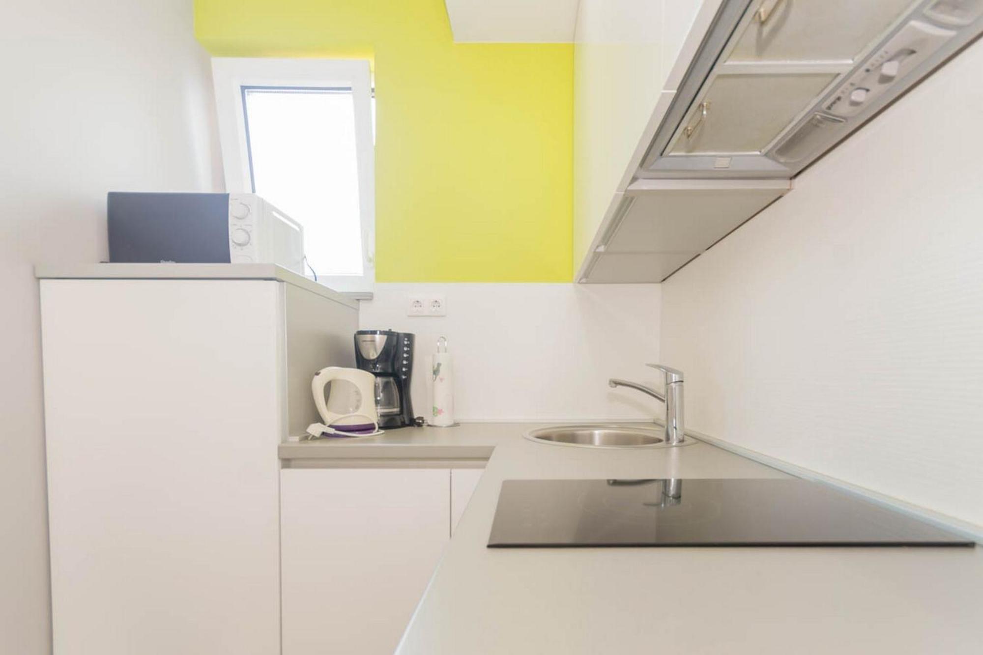 Apartments In Njivice/Insel Krk 13314 ภายนอก รูปภาพ