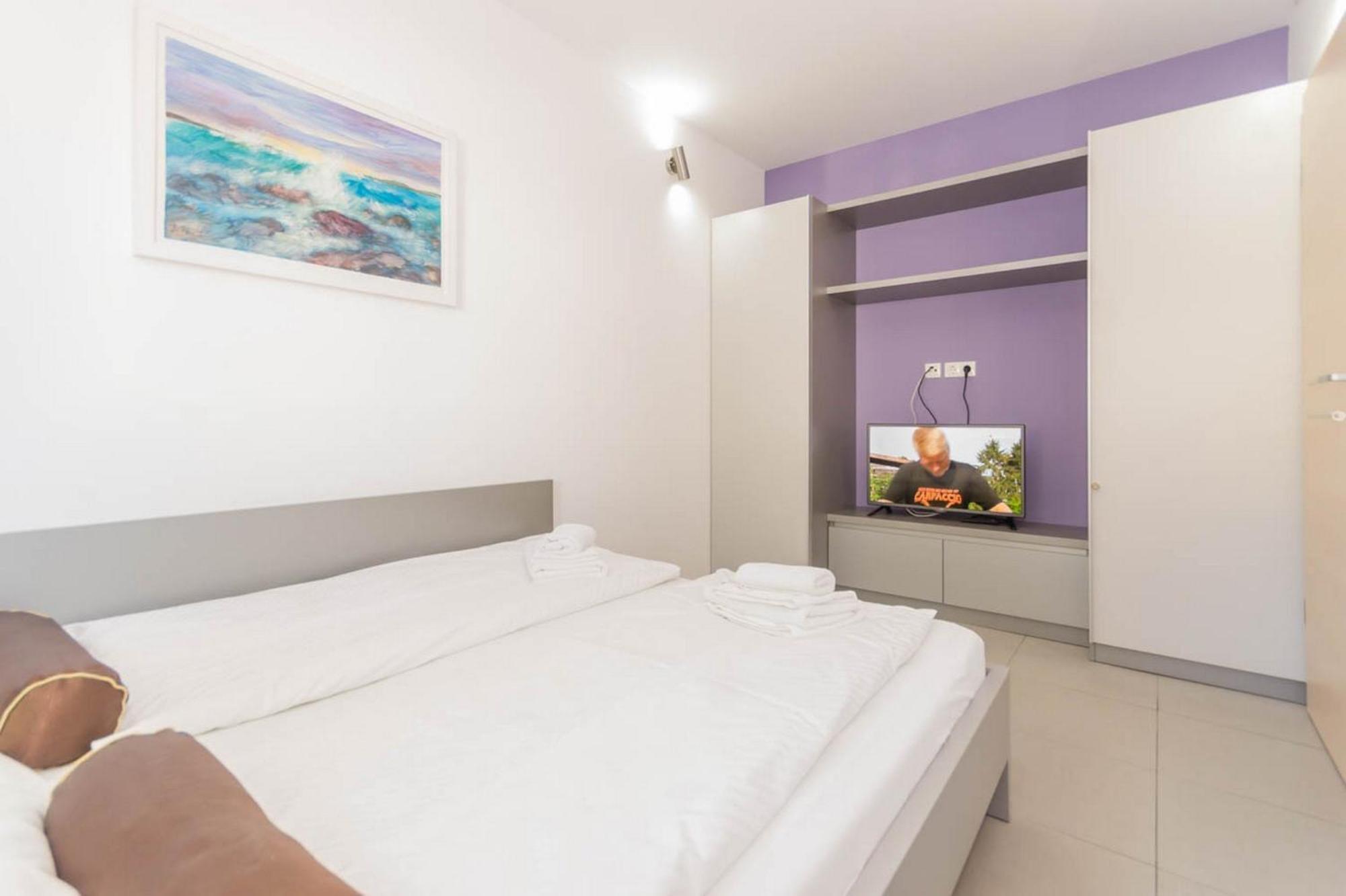 Apartments In Njivice/Insel Krk 13314 ภายนอก รูปภาพ